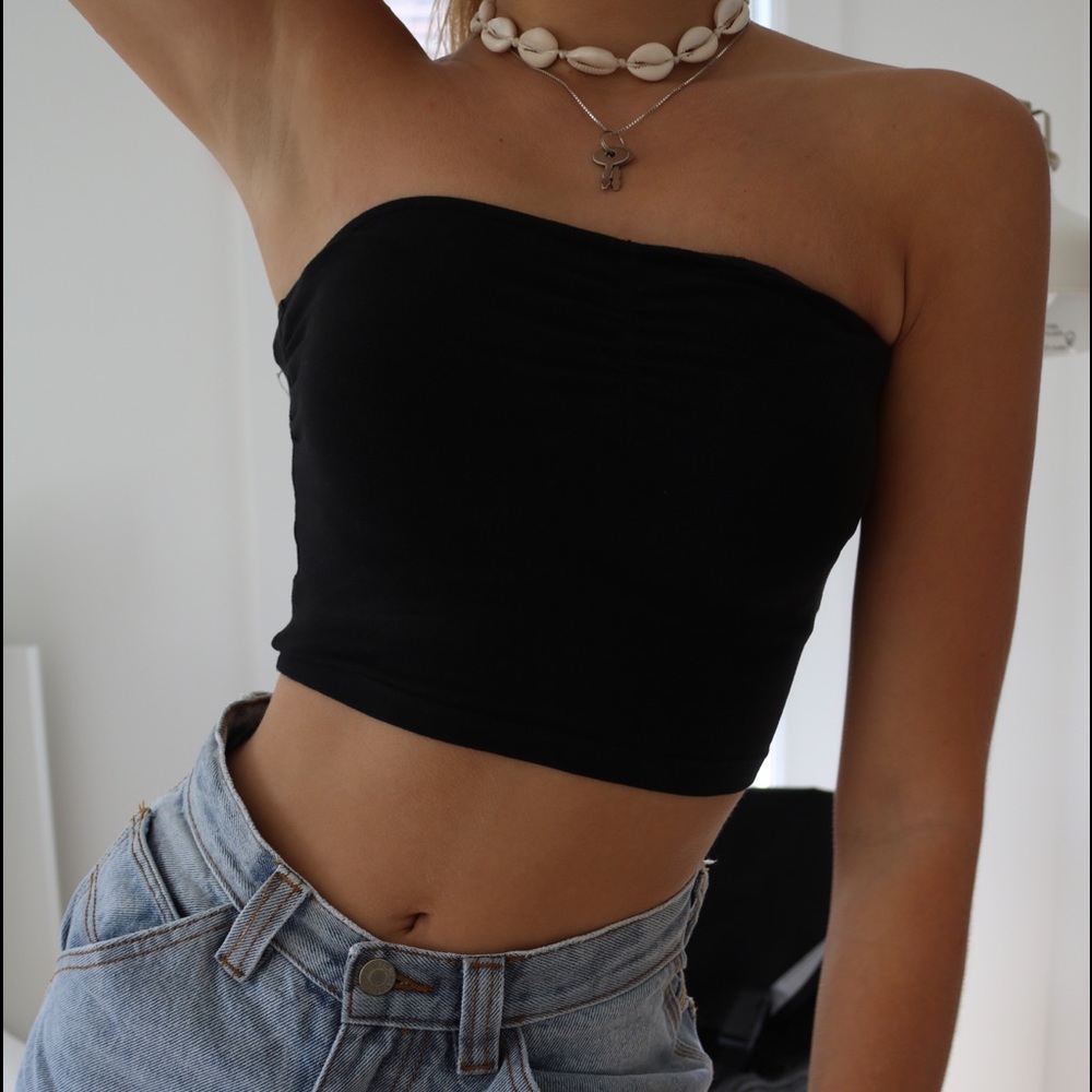 cute black top🤎